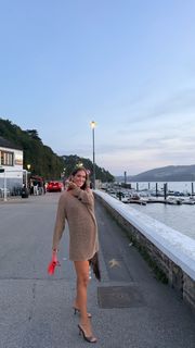 María Pombo feet photo 20