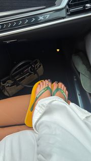 María Pombo feet photo 16