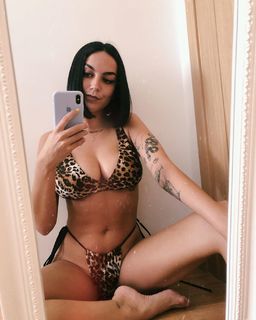 María Valero feet photo 1