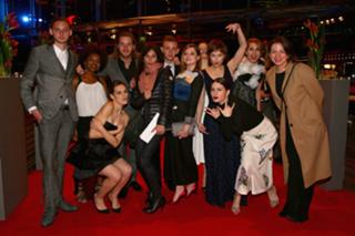 María Valverde feet photo thumbnail