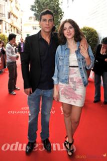 María Valverde feet photo thumbnail