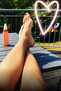 Mascha Vang feet photo 6