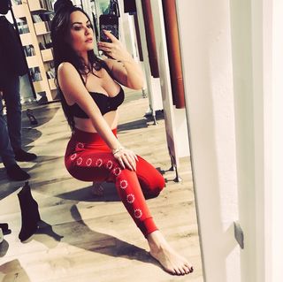 Mascha Vang feet photo 10