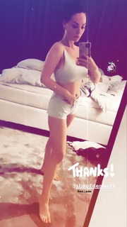 Mascha Vang feet photo 4