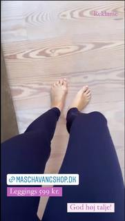 Mascha Vang feet photo 11