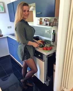 Mascha von Rascha feet photo 13