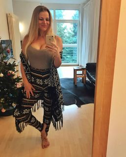 Mascha von Rascha feet photo 9