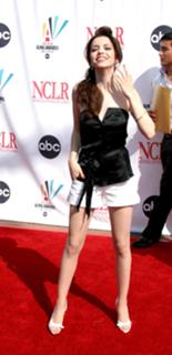 Masiela Lusha feet photo thumbnail