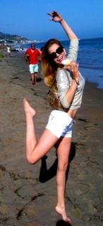 Masiela Lusha feet photo thumbnail