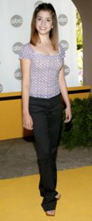 Masiela Lusha feet photo thumbnail