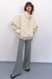 Mathilda Gvarliani feet photo 16