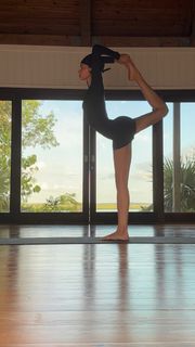 Mathilda Gvarliani feet photo 13