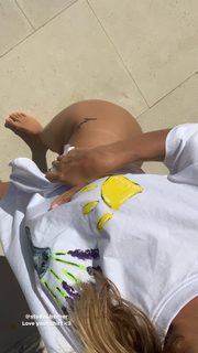 Mathilde Tantot feet photo 10