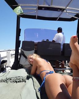 Mathilde Tantot feet photo 6