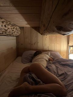 Mathilde Tantot feet photo 9