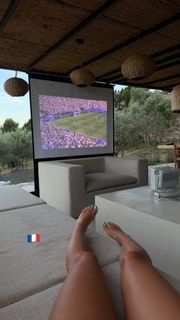 Mathilde Tantot feet photo 15