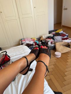 Mathilde Tantot feet photo 3