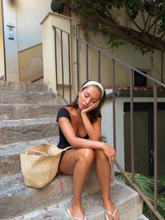 Mathilde Tantot feet photo 1