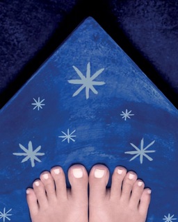 Matilda De Angelis feet photo thumbnail