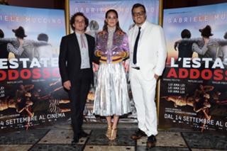 Matilda Lutz feet photo thumbnail