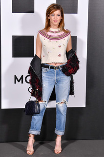 Matilda Lutz feet photo thumbnail