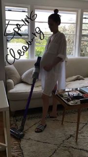 Matilda Lutz feet photo thumbnail