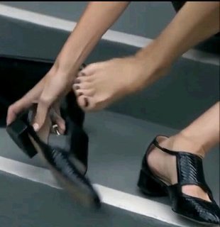 Matilda Lutz feet photo thumbnail