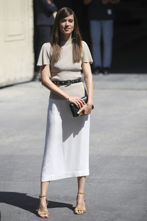 Matilda Lutz feet photo thumbnail