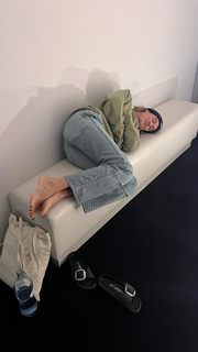 Matilda Lutz feet photo thumbnail