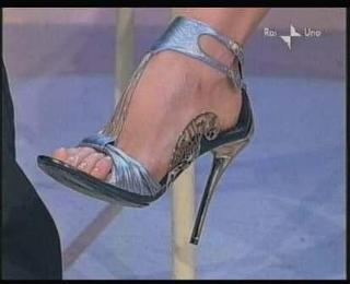 Matilde Brandi feet photo thumbnail