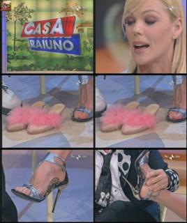 Matilde Brandi feet photo thumbnail