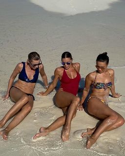 Matilde Brandi feet photo thumbnail