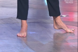 Matilde Brandi feet photo thumbnail