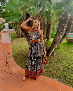 Matilde Brandi feet photo thumbnail