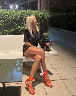 Matilde Brandi feet photo thumbnail