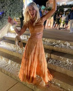 Matilde Brandi feet photo thumbnail