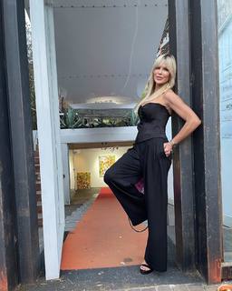 Matilde Brandi feet photo thumbnail