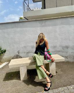 Matilde Brandi feet photo thumbnail