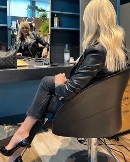 Matilde Brandi feet photo thumbnail