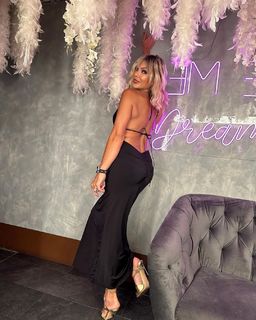 Matilde Brandi feet photo thumbnail