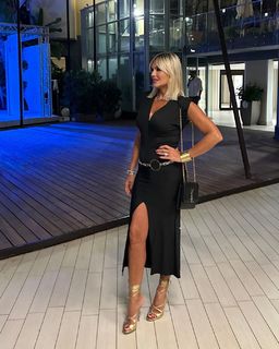 Matilde Brandi feet photo thumbnail