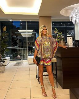 Matilde Brandi feet photo thumbnail