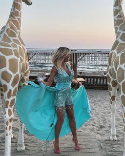 Matilde Brandi feet photo thumbnail