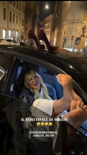 Matilde Brandi feet photo 2
