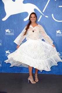 Matilde Gioli feet photo thumbnail