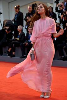 Matilde Gioli feet photo thumbnail