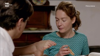 Matilde Gioli feet photo thumbnail