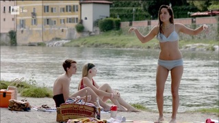 Matilde Gioli feet photo thumbnail