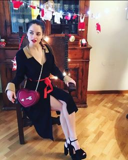 Matilde Gioli feet photo thumbnail