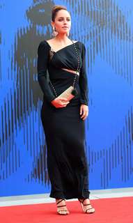 Matilde Gioli feet photo thumbnail